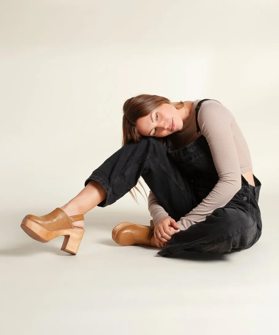 Clearance Bonnie In Bamboo Women Clogs