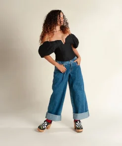 Hot Bonnie In Black Floral Women Clogs