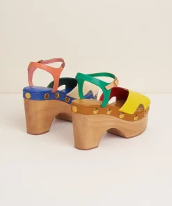 Discount Donna In Kingston Stud Women Platforms