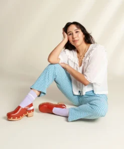 Jona In Sienna Stud Women Clogs