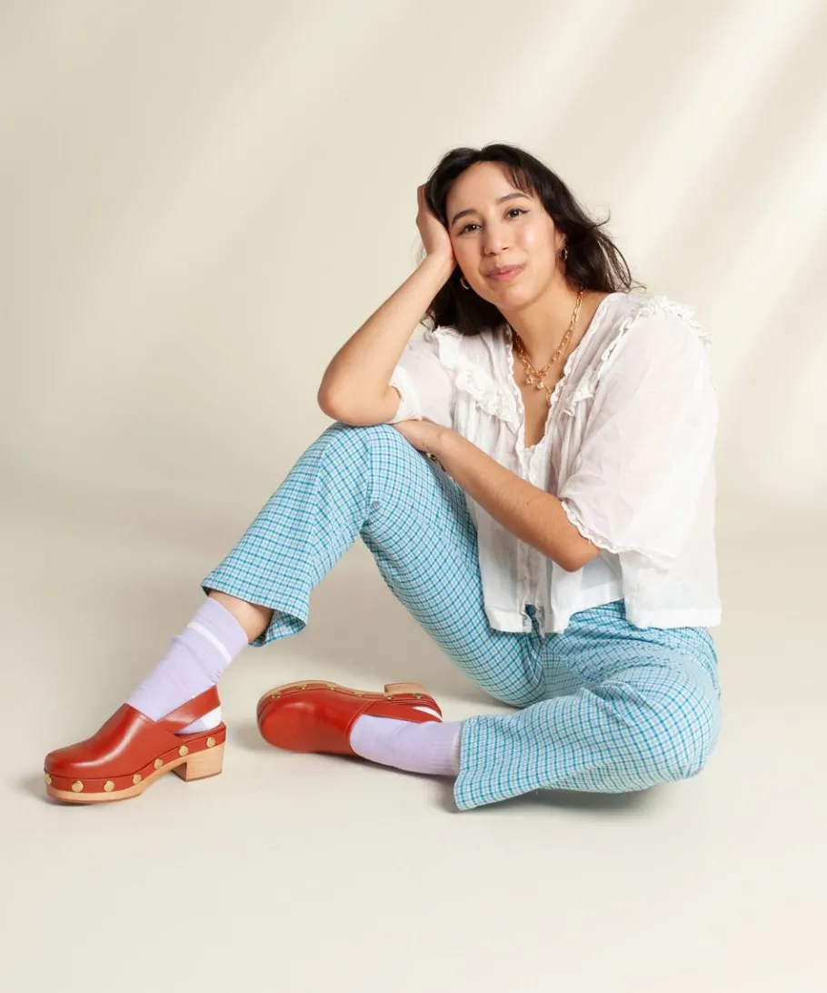 Jona In Sienna Stud Women Clogs