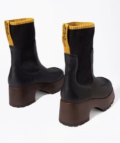 Hot Loma In Black Women Boots