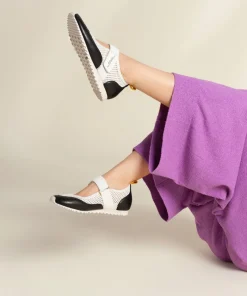 Discount Mable In Latte Black Women Sneakers