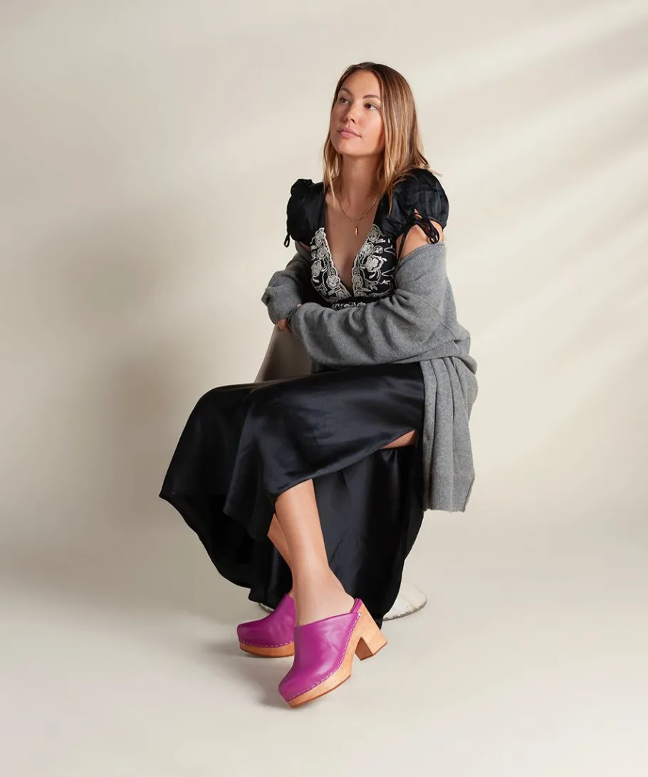 Marlo In Azalea Women Clogs