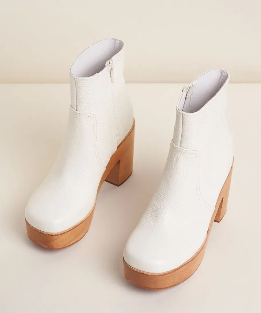 Best Paz In Latte Women Boots